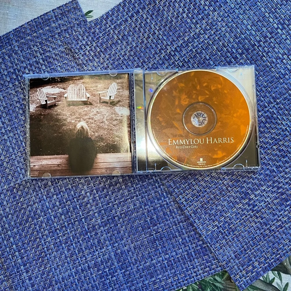 Cd Emmylou Harris “Red Dirt Girl” - Picture 3 of 3